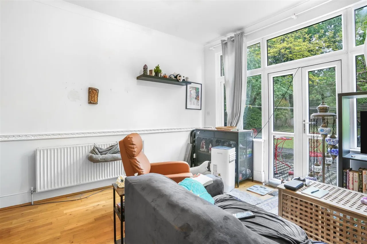 87 Camborne Road, Sutton, Surrey, SM2 6RF, photo 6