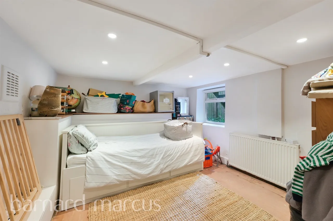 Gleneagle Road, London, SW16, photo 8