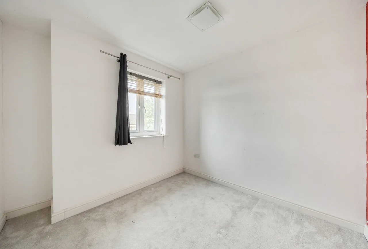 Garth Road, Morden, SM4 4NF, photo 13