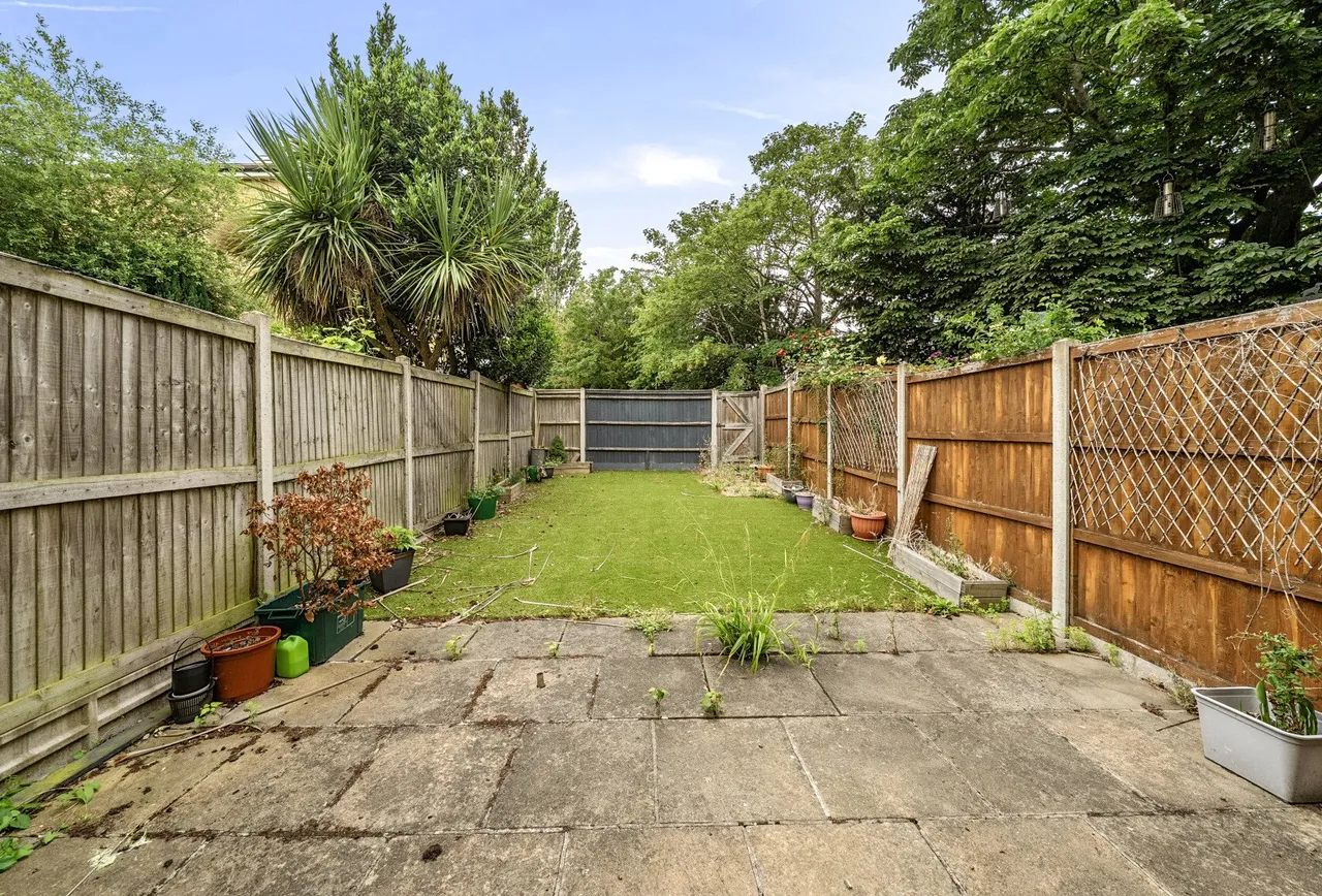 Garth Road, Morden, SM4 4NF, photo 8