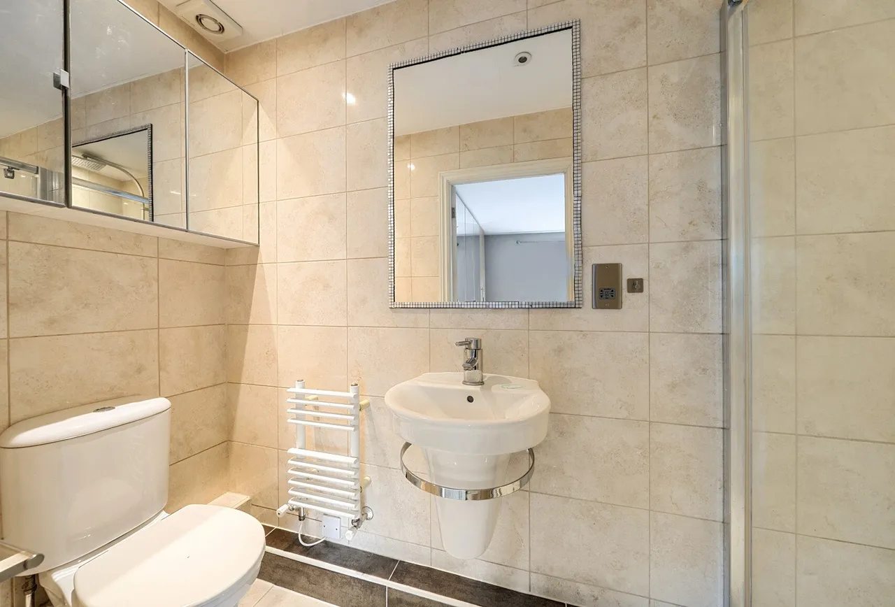 Garth Road, Morden, SM4 4NF, photo 16