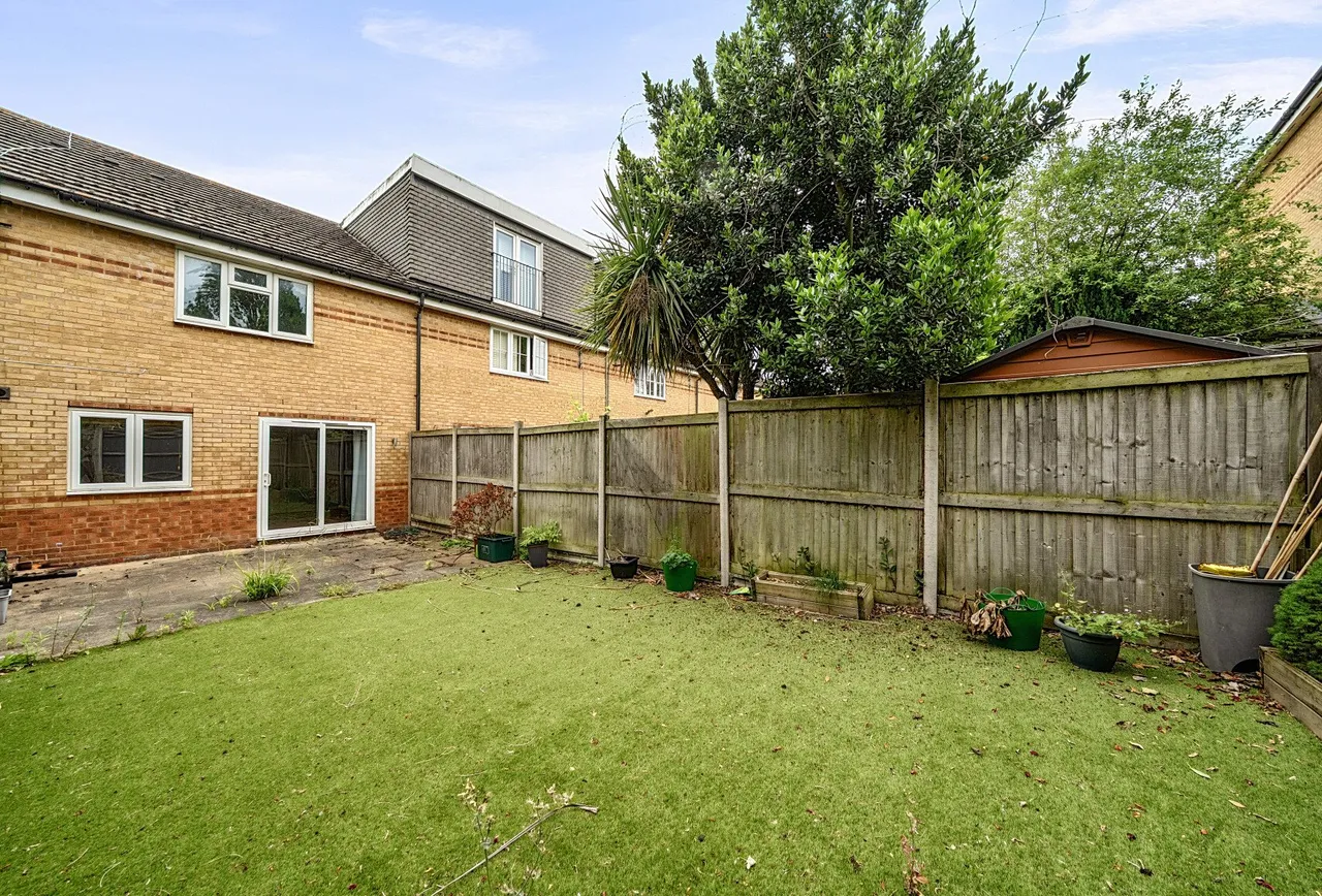 Garth Road, Morden, SM4 4NF, photo 9