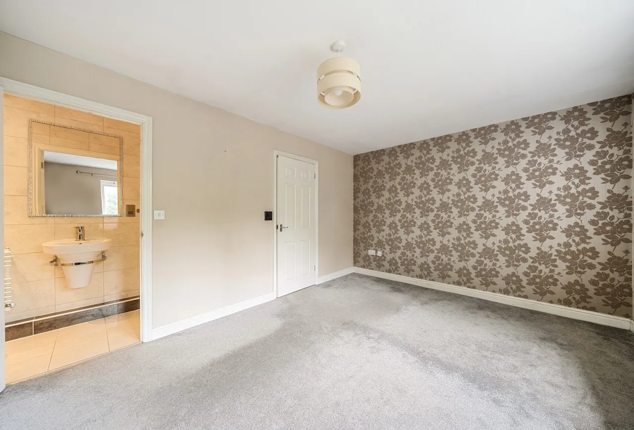 Garth Road, Morden, SM4 4NF, photo 7