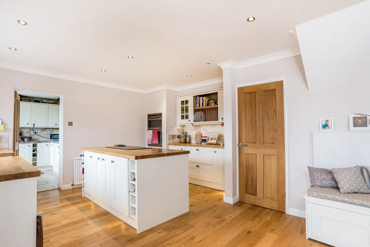 Heddington, Calne, SN11, photo 2