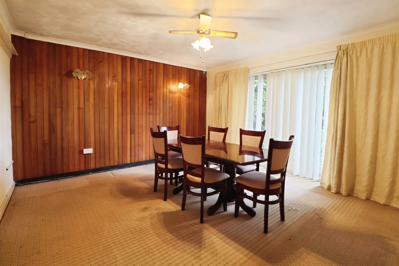 Port Road East, Barry, photo 6