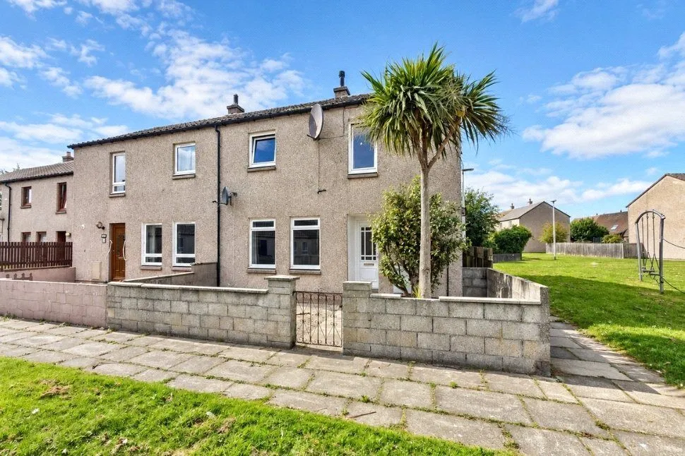 3 bed house for sale, Forties Place, Lossiemouth, IV31