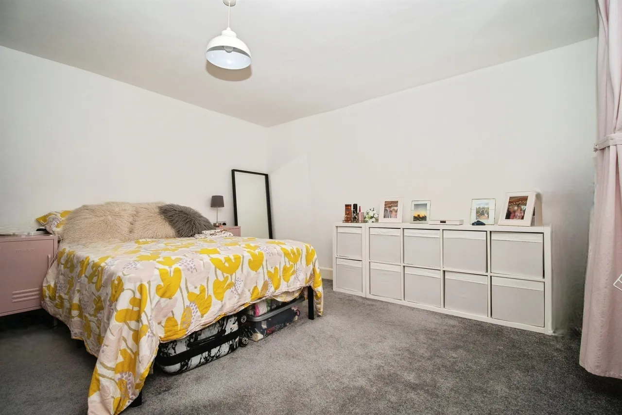 Dorchester Road, Weymouth, DT4, photo 3