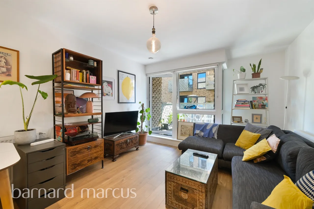 Elmington Road, London, photo 2
