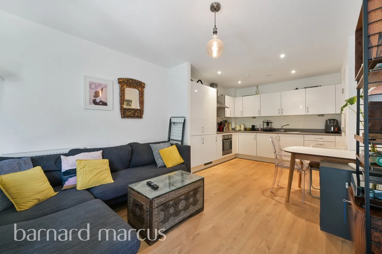 Elmington Road, London, photo 8