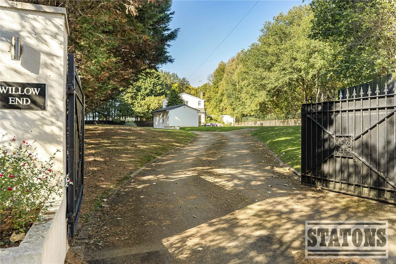 Dixons Hill Close, Brookmans Park, Hatfield, Hertfordshire, AL9 7EG, photo 6