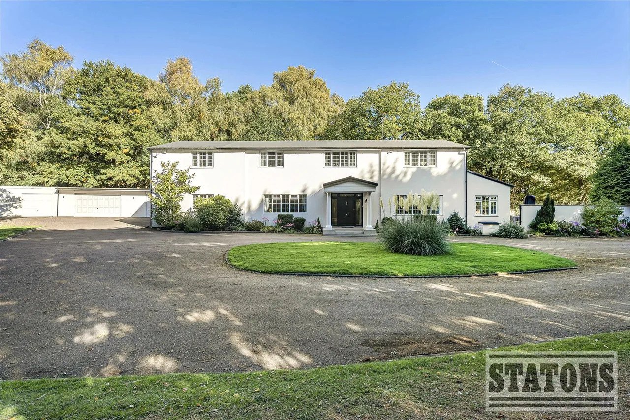 5 bed house for sale — Dixons Hill Close, Brookmans Park, Hatfield, Hertfordshire, AL9 7EG