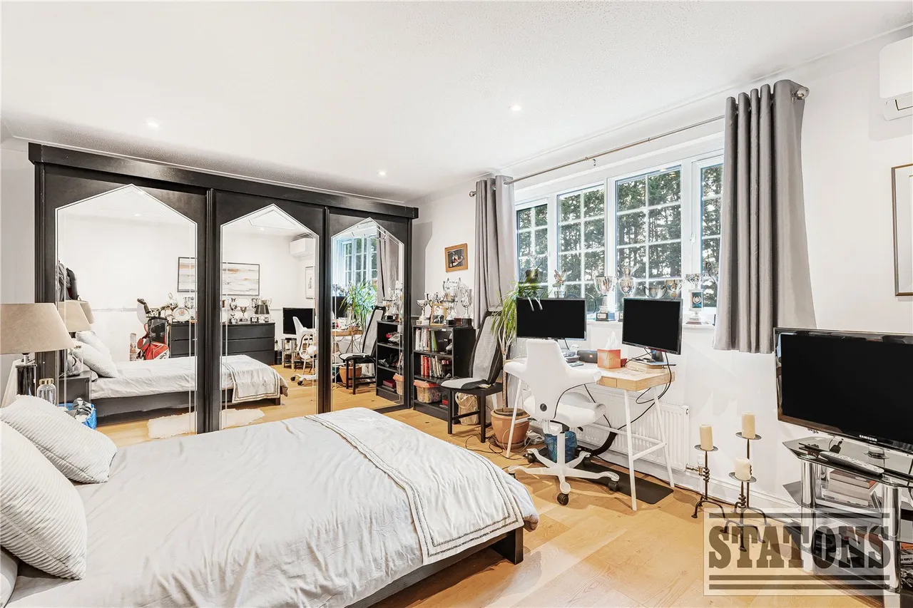 Dixons Hill Close, Brookmans Park, Hatfield, Hertfordshire, AL9 7EG, photo 21