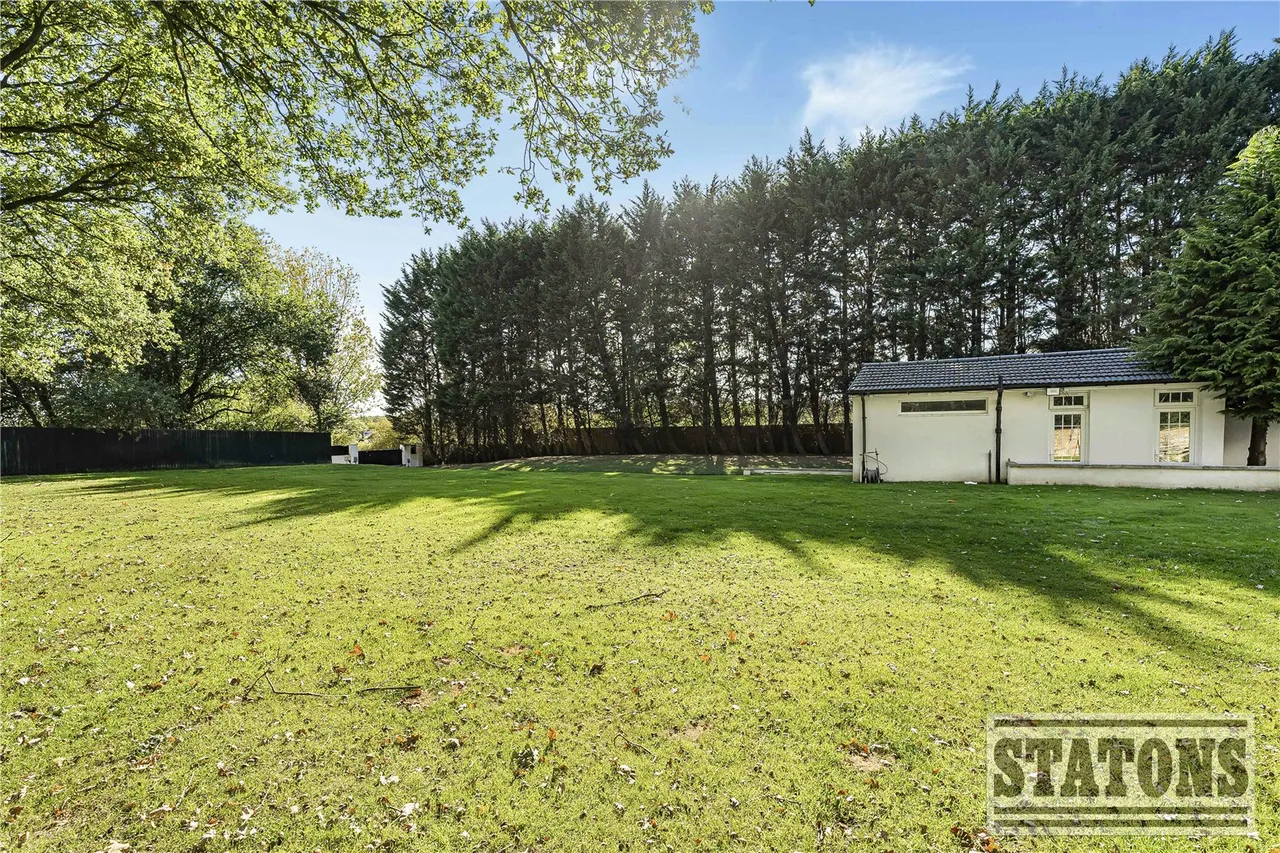 Dixons Hill Close, Brookmans Park, Hatfield, Hertfordshire, AL9 7EG, photo 26