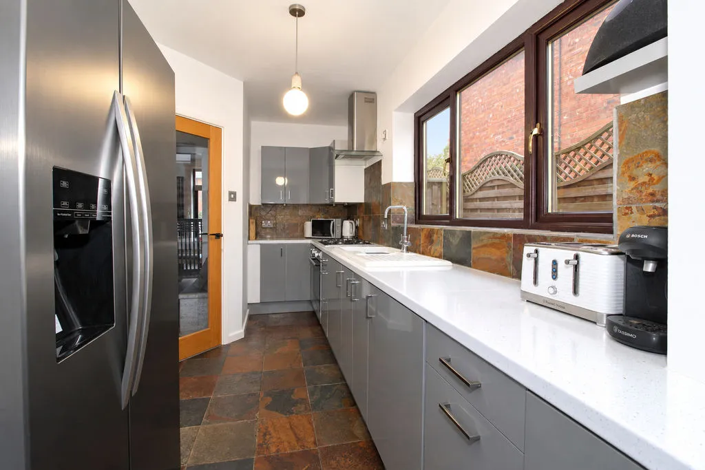 Ingram Road, Bloxwich, WS3, photo 4