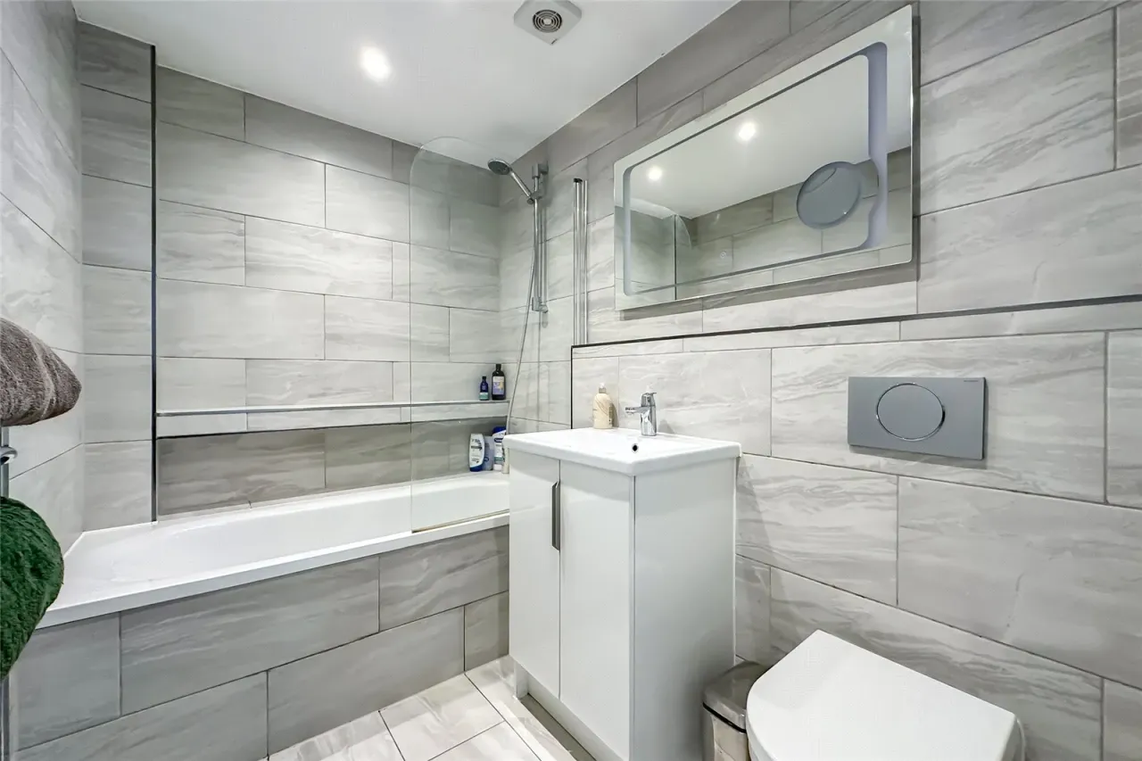 Leyland Avenue, St. Albans, Hertfordshire, AL1 2BE, photo 12