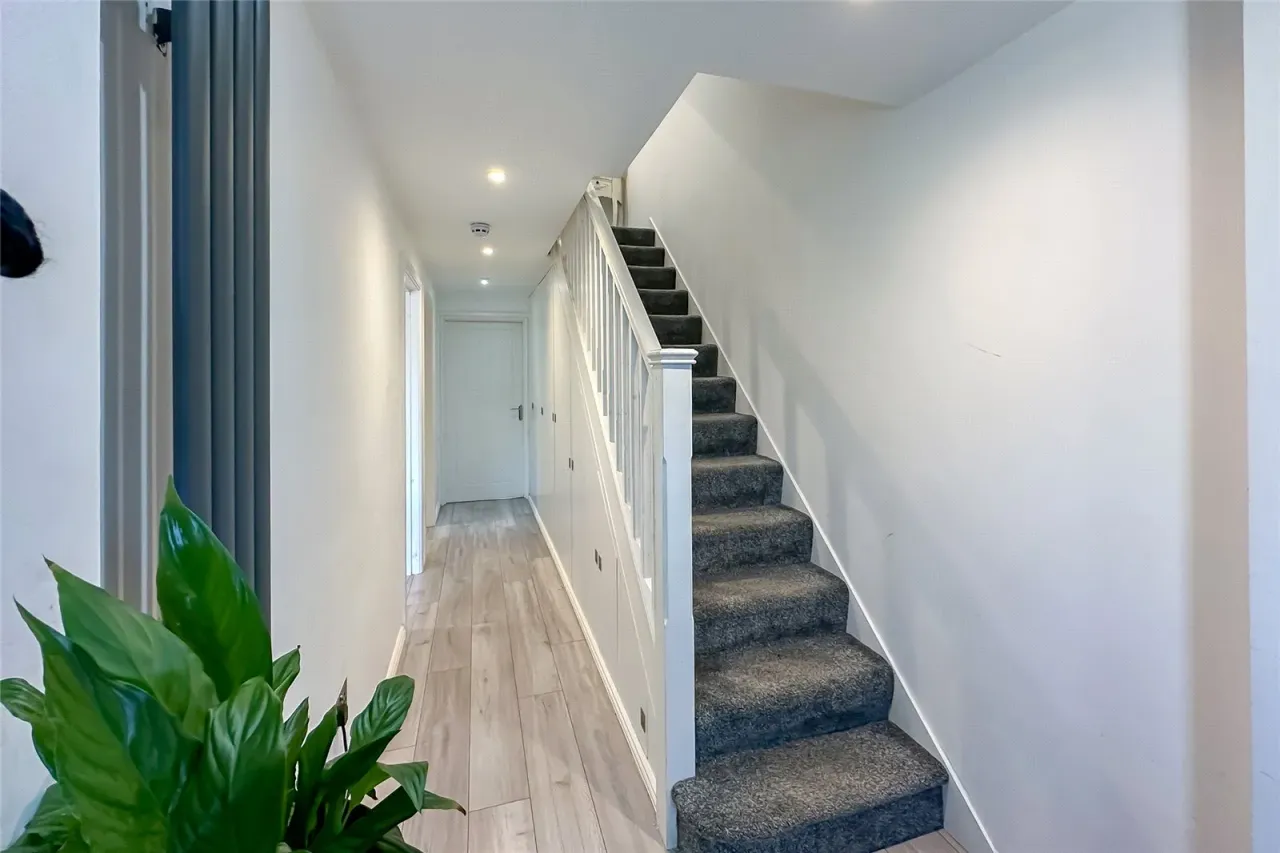 Leyland Avenue, St. Albans, Hertfordshire, AL1 2BE, photo 7