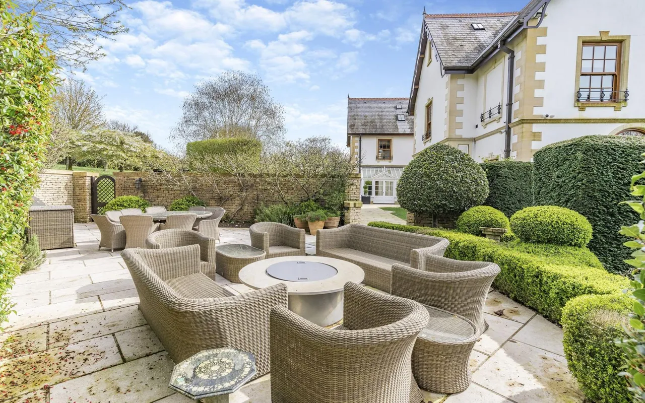 Rudry Road, Lisvane, CF14, photo 58