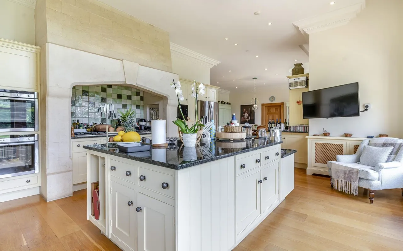 Rudry Road, Lisvane, CF14, photo 8