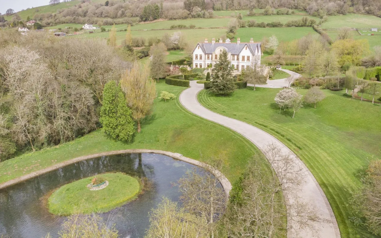 Rudry Road, Lisvane, CF14, photo 55