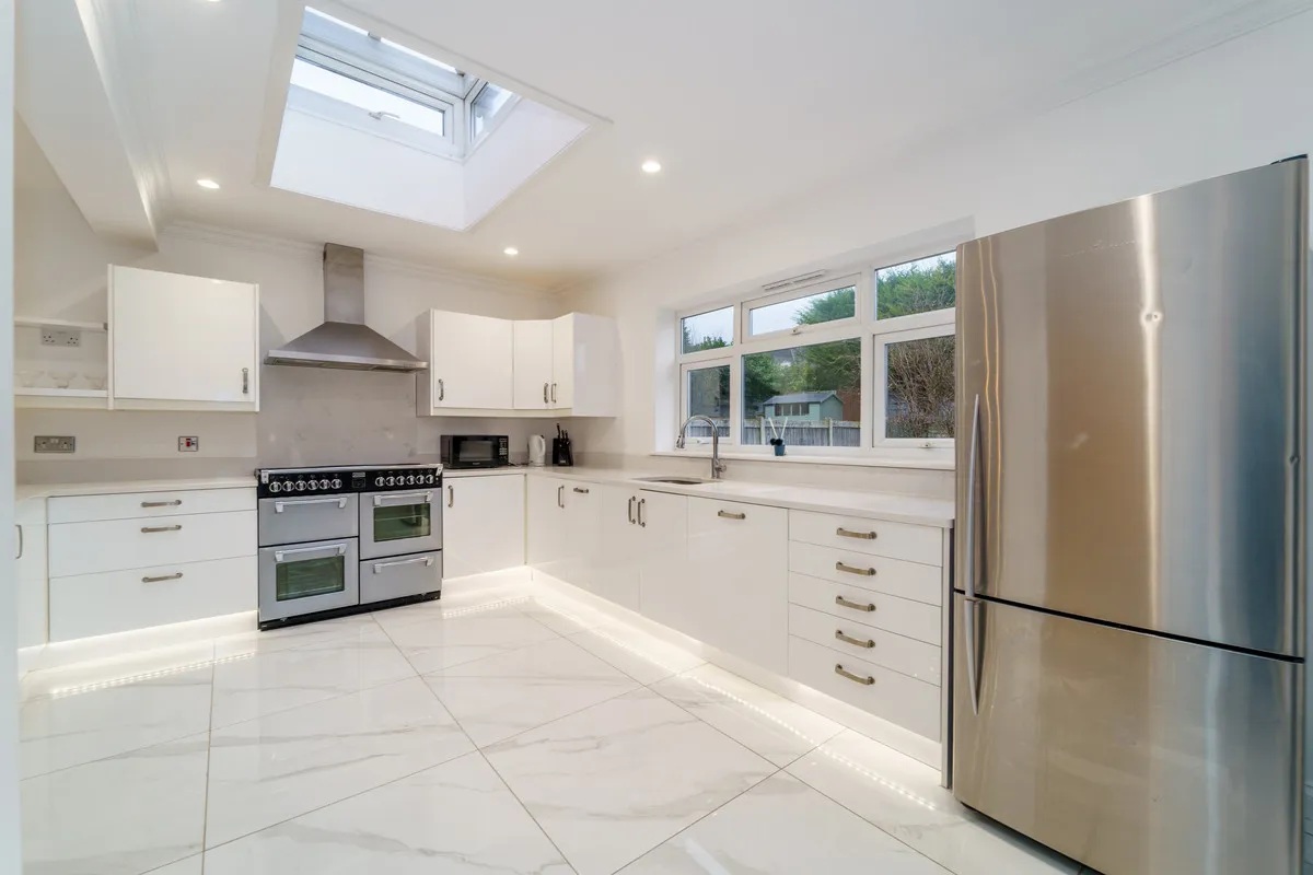 Rosebery Road, Epsom, KT18, photo 4