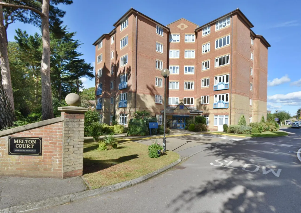 Lindsay Road, BH13, photo 11