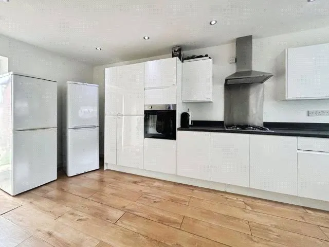 Macs Close, Padworth, RG7, photo 2