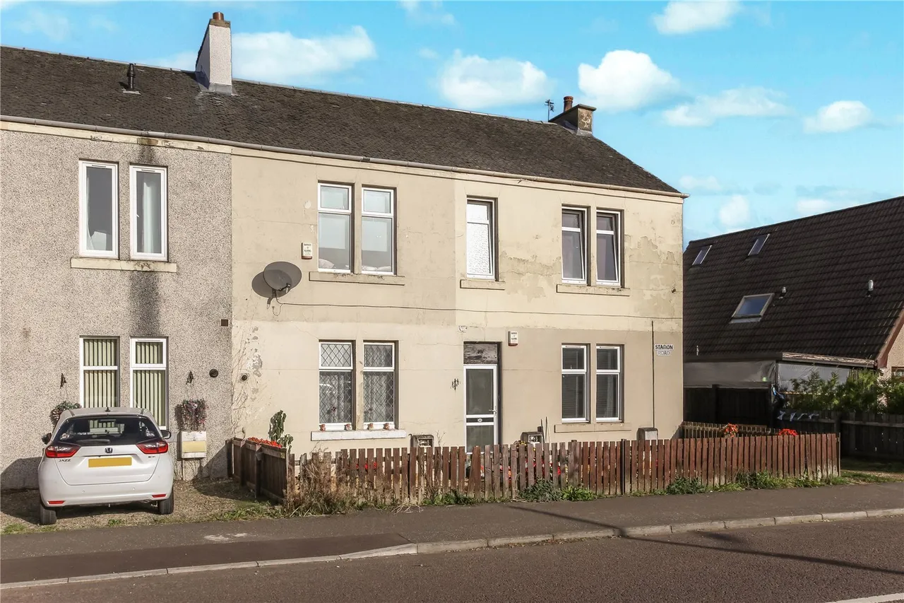 1 bed flat for sale, Station Road, Law, ML8