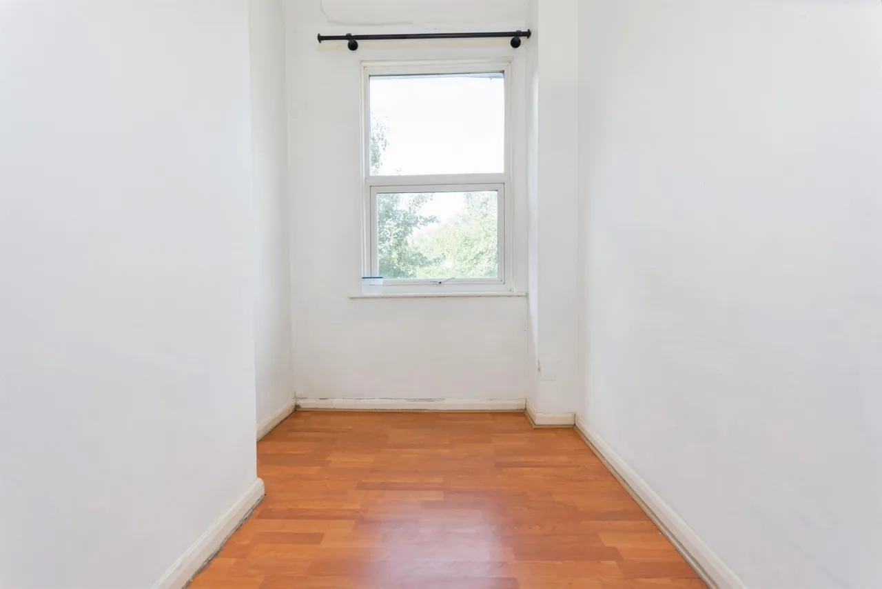 Brookfield Road, Birmingham, photo 9