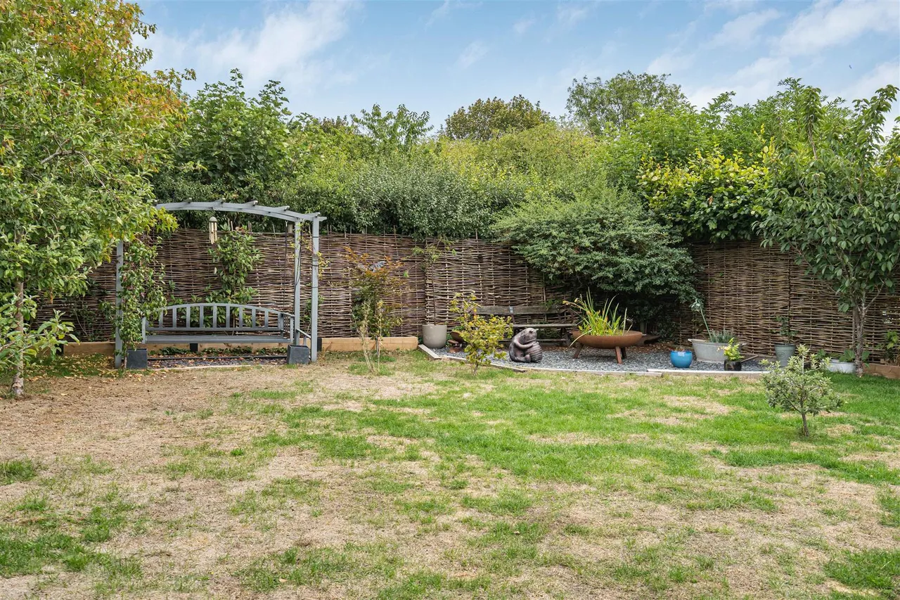 Orchard Lane, Caversfield, photo 19