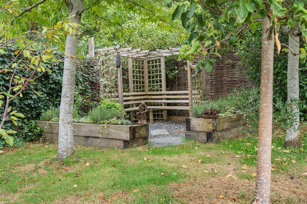 Orchard Lane, Caversfield, photo 21