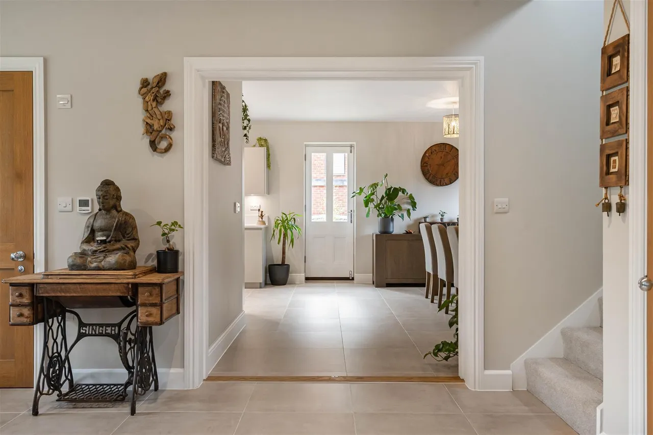 Orchard Lane, Caversfield, photo 24