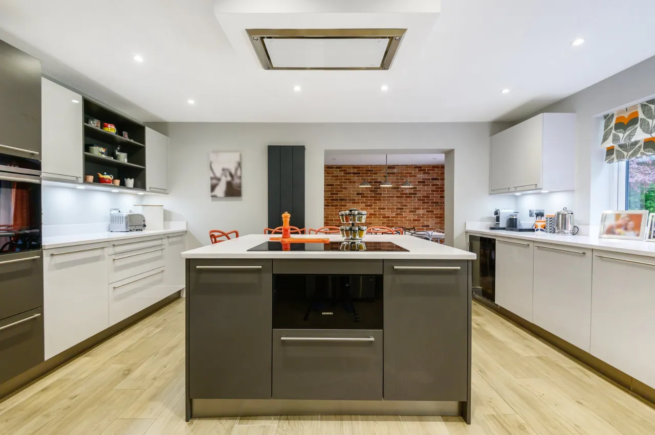 Chaworth Close, Ottershaw, KT16, photo 4