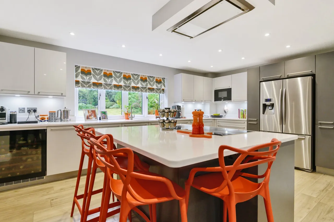 Chaworth Close, Ottershaw, KT16, photo 3