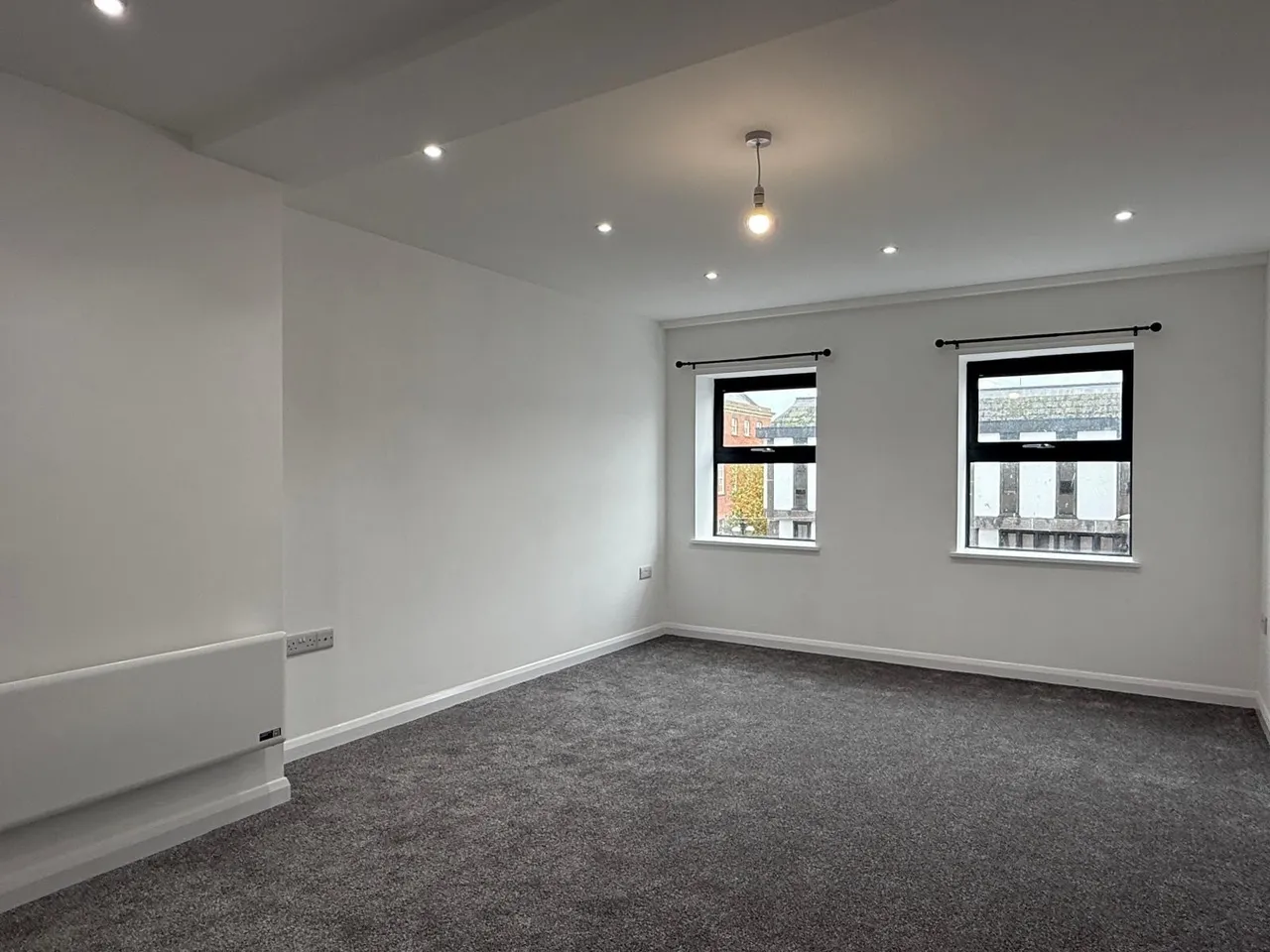 High Street, TA1, photo 17