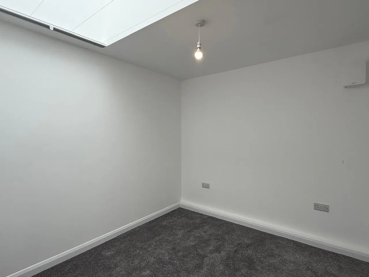 High Street, TA1, photo 18