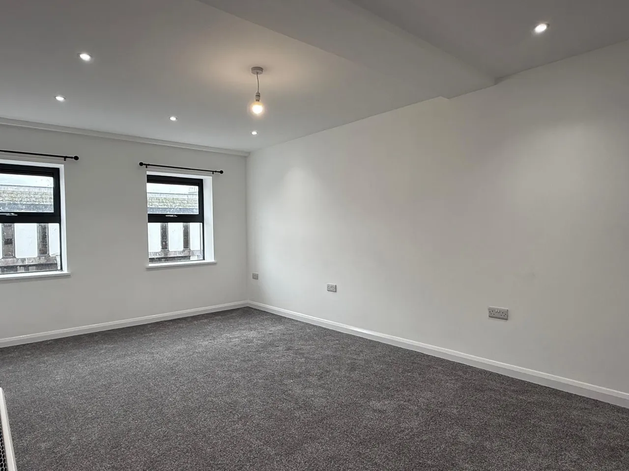 High Street, TA1, photo 8