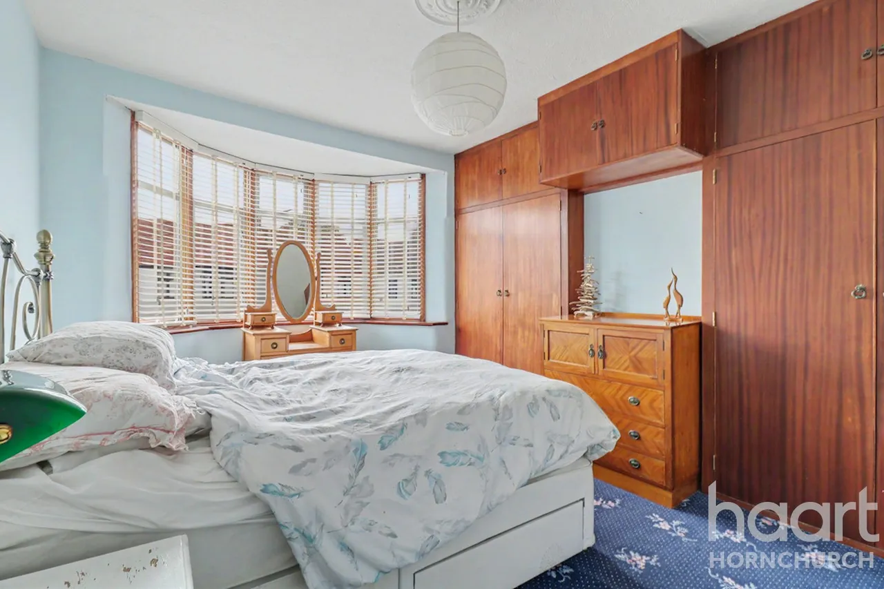 Lyndhurst Drive, Hornchurch, RM11, photo 12