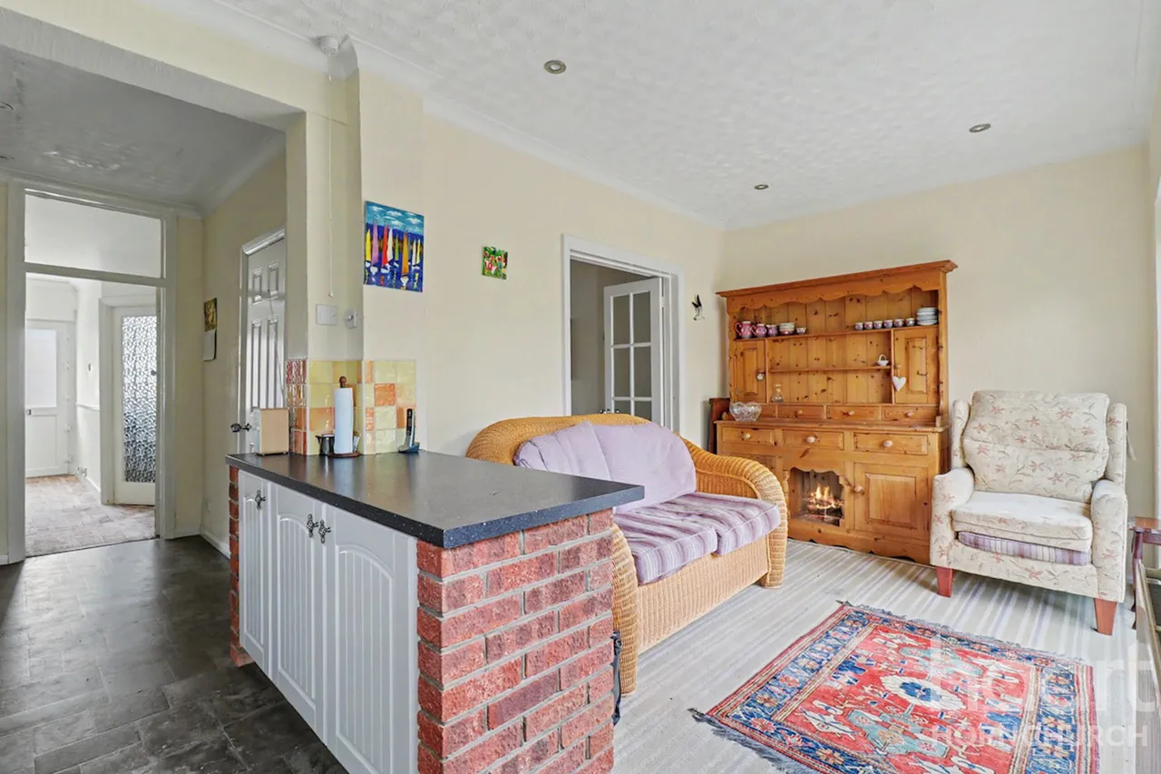 Lyndhurst Drive, Hornchurch, RM11, photo 7