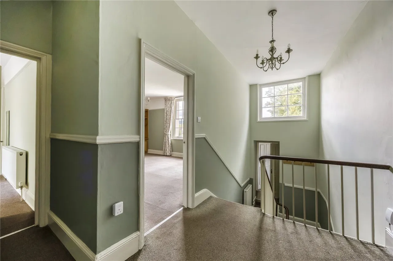 London Road, Cheltenham, GL52, photo 14