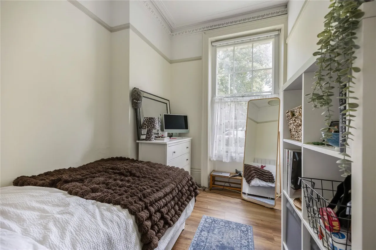 London Road, Cheltenham, GL52, photo 9