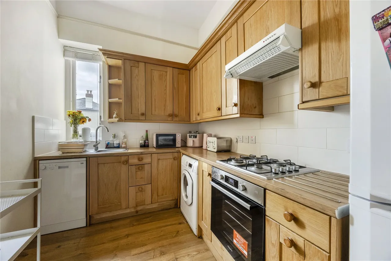 London Road, Cheltenham, GL52, photo 11