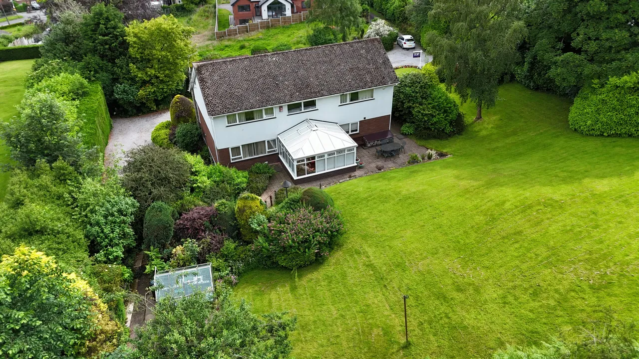 Harewood Close, Cheadle, ST10, photo 29