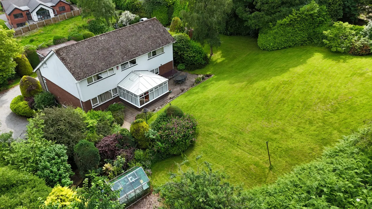 Harewood Close, Cheadle, ST10, photo 30