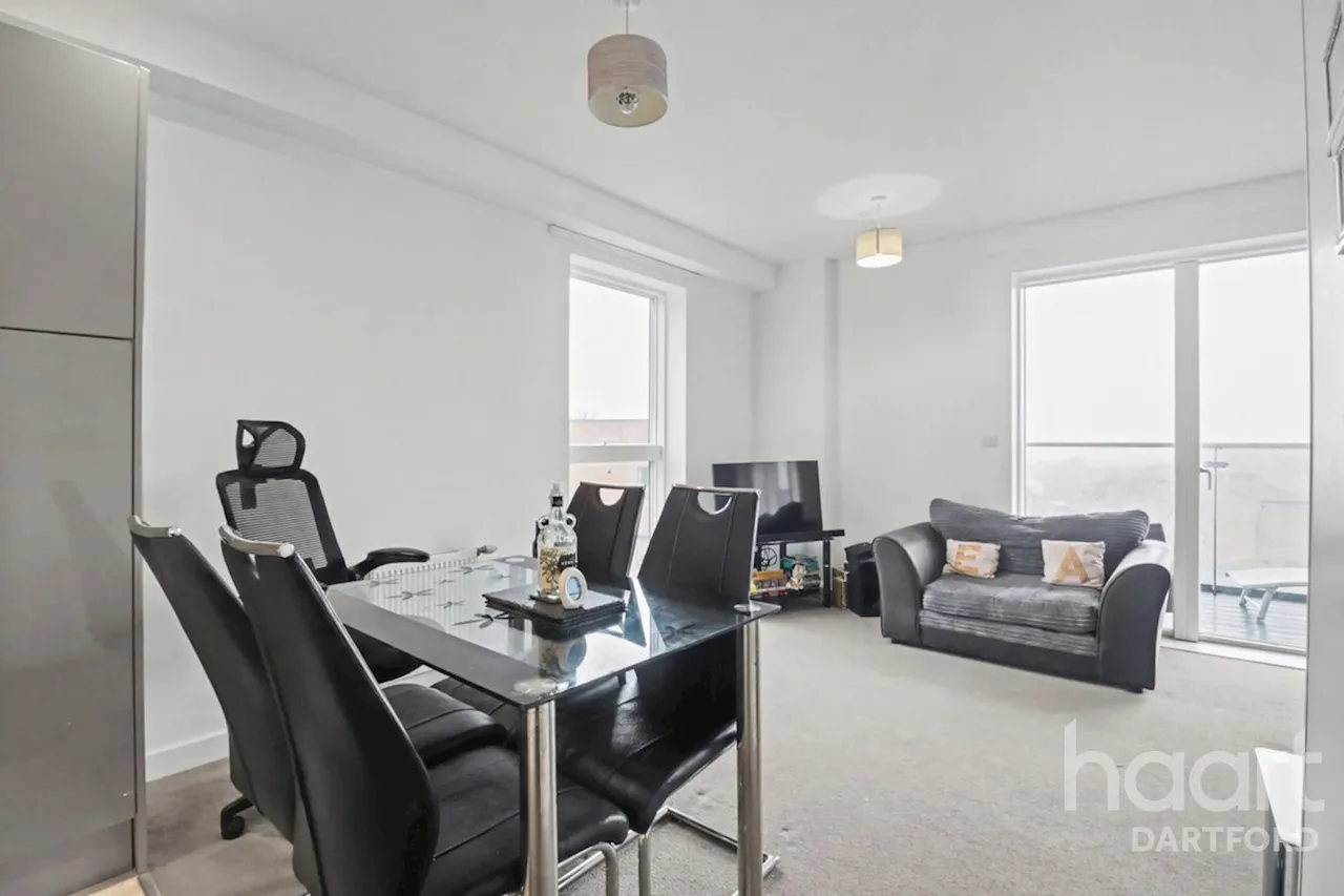 Larner Road, Erith, DA8, photo 2