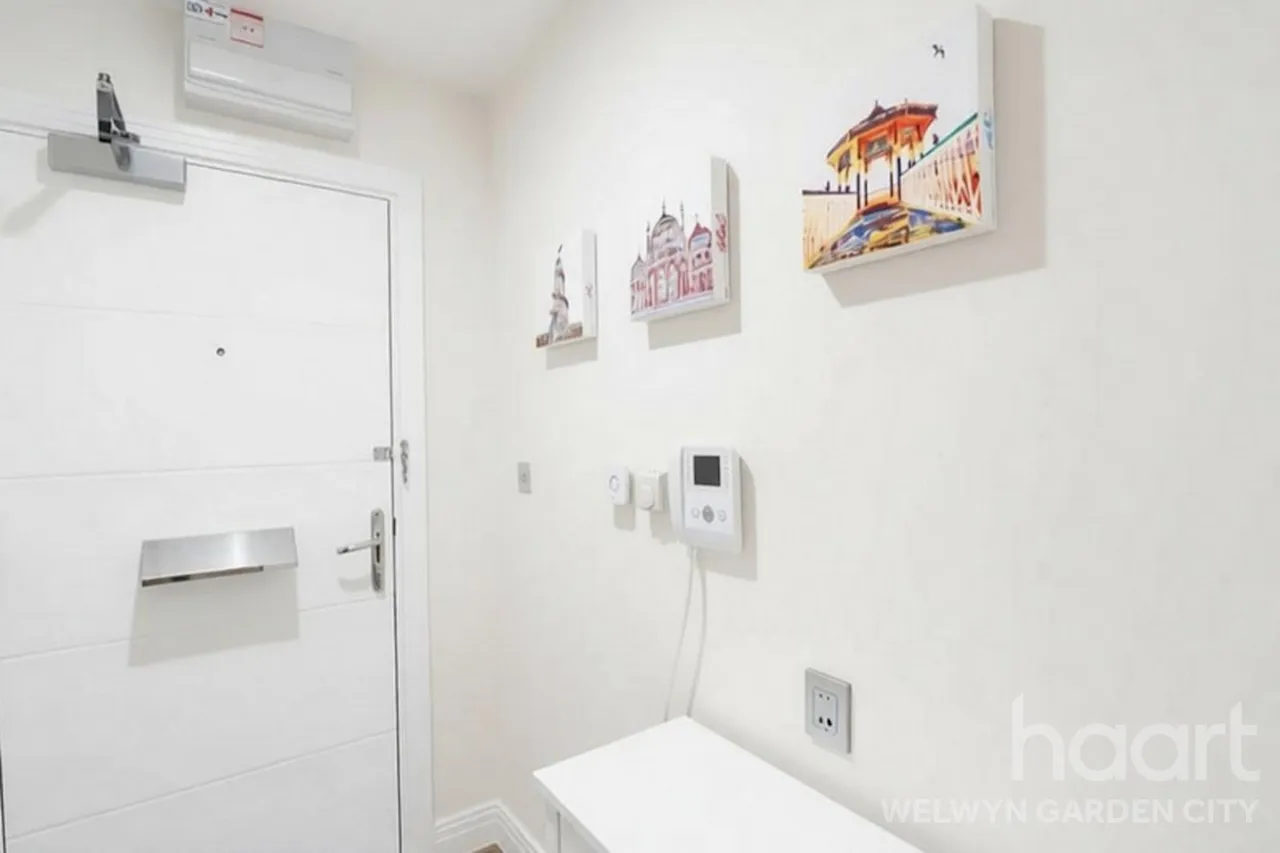 Bessemer Road, Welwyn Garden City, AL7, photo 6