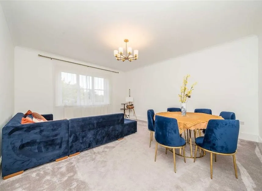 Gloucester Road, Teddington, TW11, photo 5