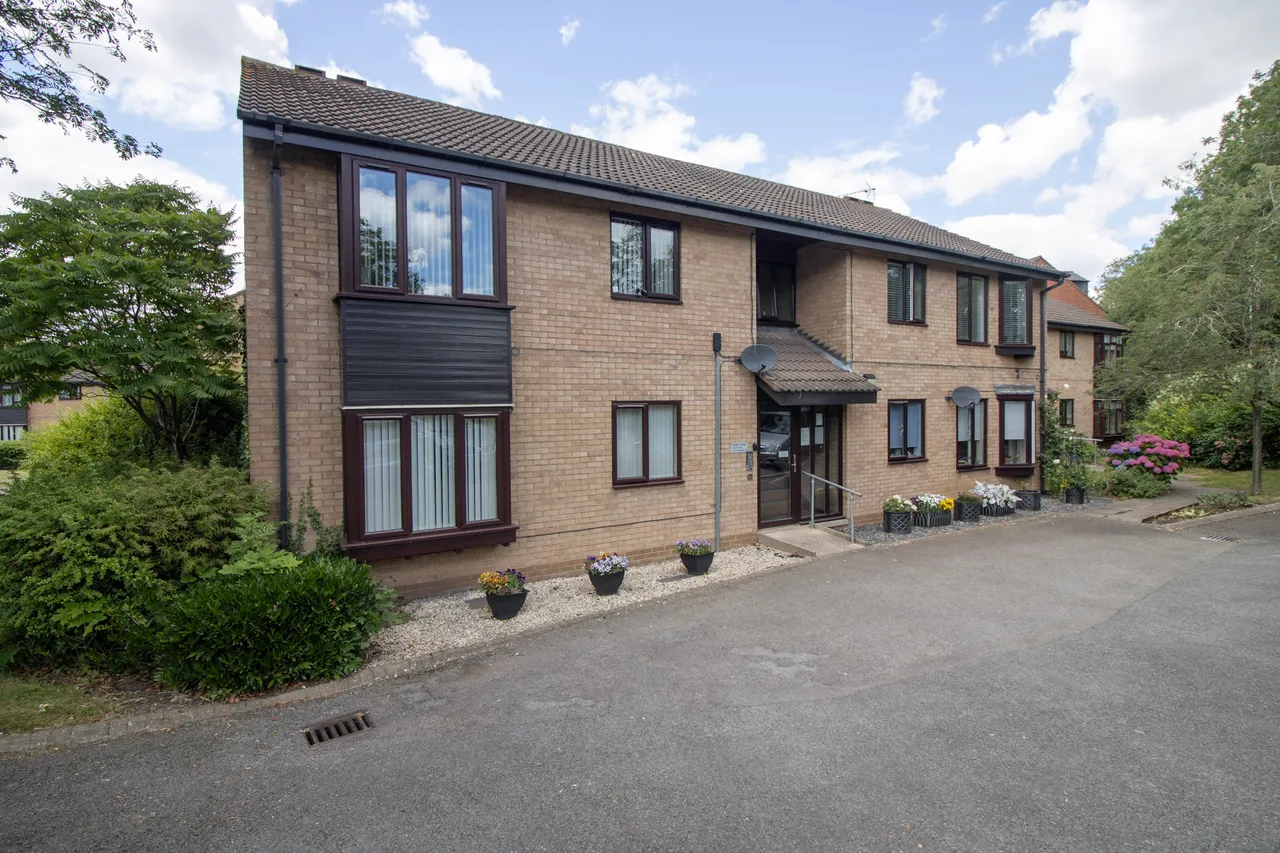 2 bed flat for sale — Fern Close, Thurnby, Leicester, Leicester, LE7 9QJ