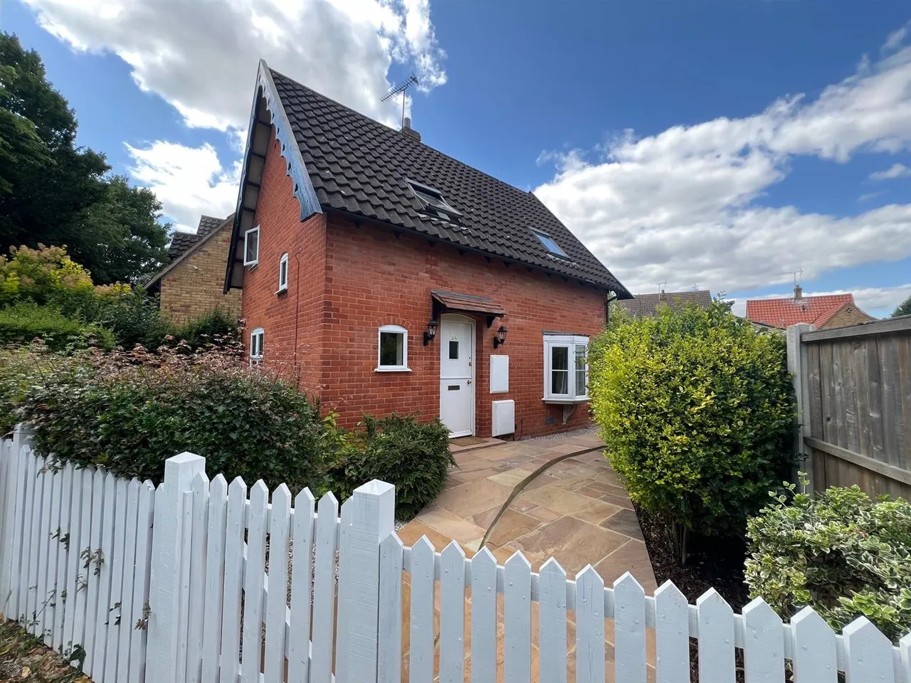 Bridgecote Lane, Basildon, SS15 4BW, photo 13