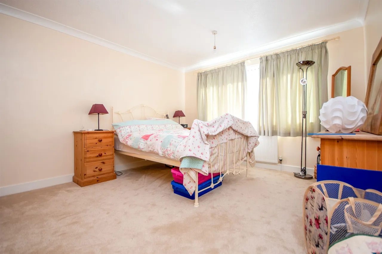 Upper Dane Kettering, NN14, photo 7