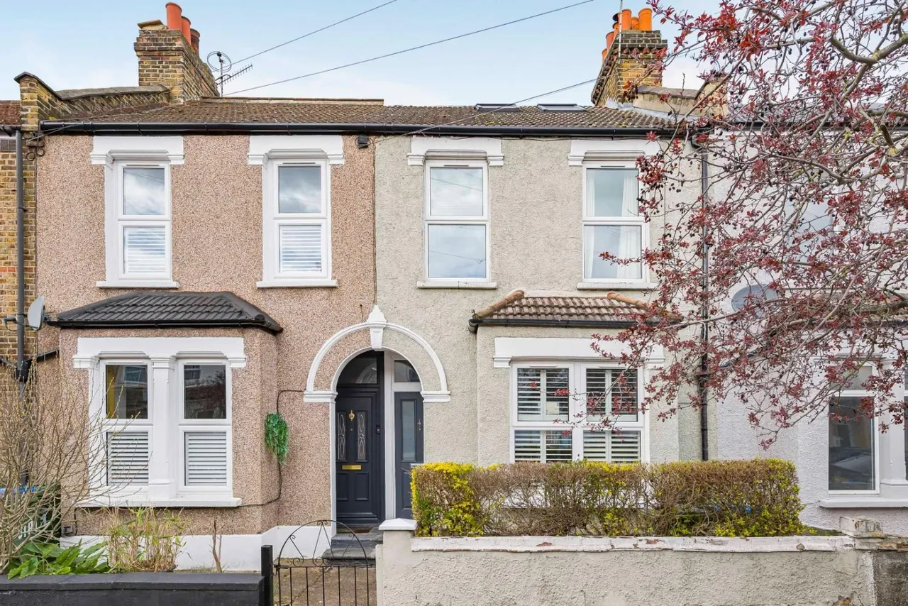 4 bed house for sale, Bannockburn Road, Plumstead, SE18